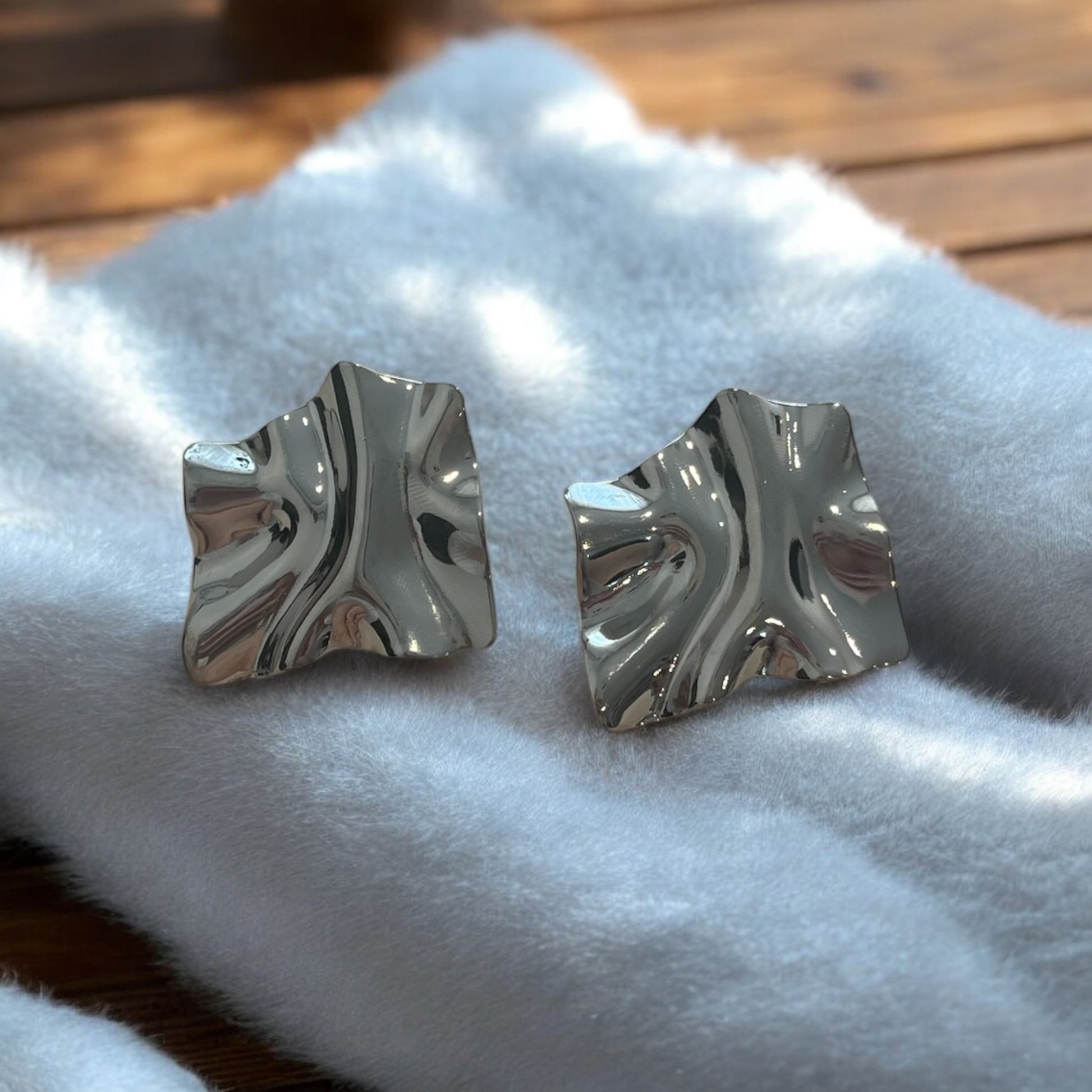 Teagan Earring - Gunmetal
